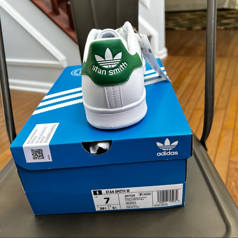 NIB adidas | Stan Smith shoes - Picture 4 of 6